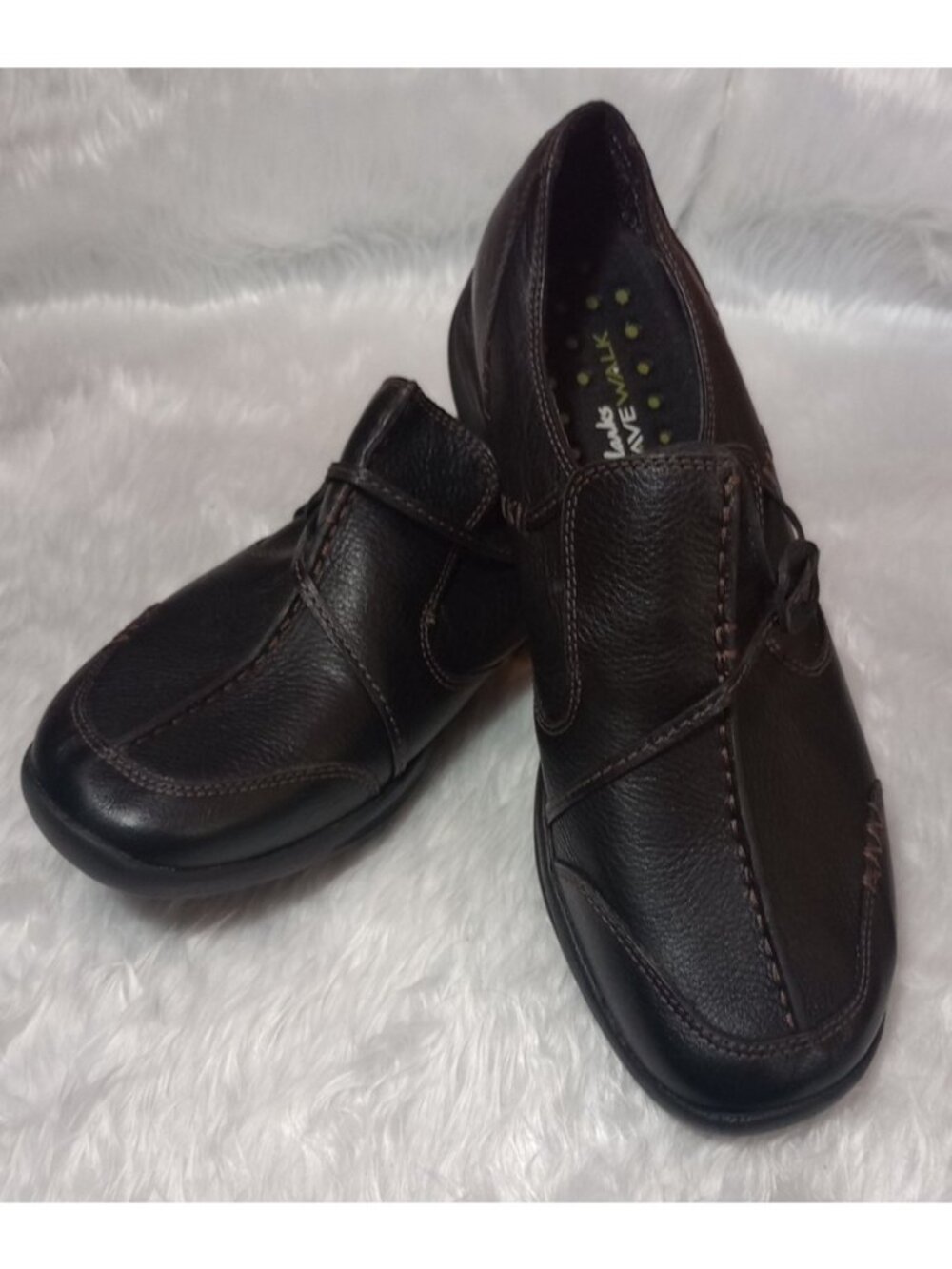 Clarks Wave Shoes Women’s Slip On Loafers Brown Leather Low Top  Shoes sz 9 NEW